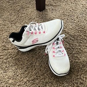 Sketchers lite weight memory foam sneakers